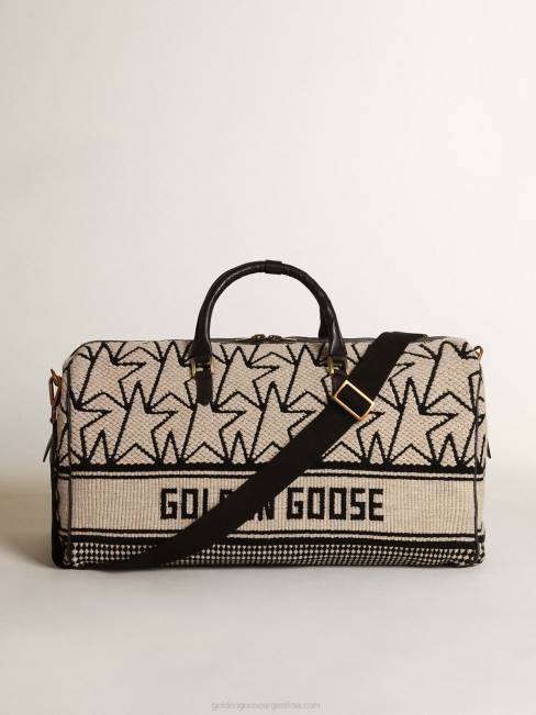 hombres bolsa de deporte de lana jacquard blanca como la leche con monogramas negros en contraste y letras golden goose 6846843