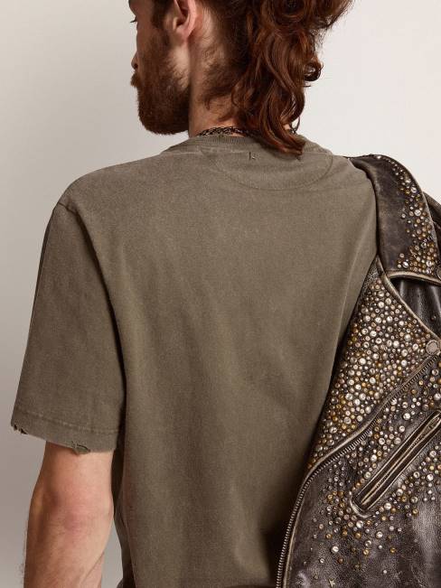 hombres camiseta verde oliva colección efecto envejecido con letras doradas en la parte delantera 6846723