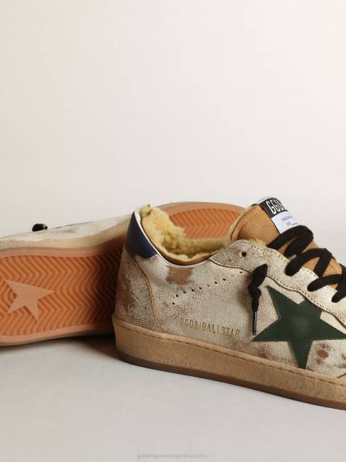 Golden Goose hombres Zapatillas deportivas ball star de piel blanca brillante con estrella de piel verde oscuro y forro de borrego 6846684