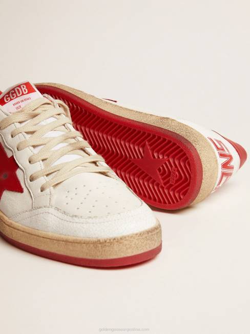Golden Goose hombres zapatillas deportivas ball star blancas de piel con estrella roja y refuerzo en el talón 6846503