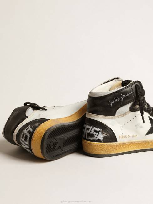 Golden Goose hombres sky-star de napa blanca con estrella de piel negra 6846616