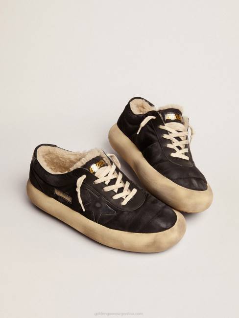 Golden Goose hombres zapatos space-star de nailon negro acolchado con forro de borrego 6846672