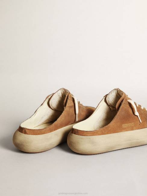 Golden Goose hombres zuecos space-star de ante tabaco con estrella perforada 6846609