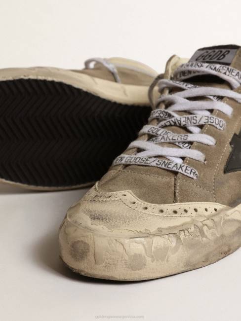 Golden Goose hombres mid star lab de ante gris hielo con estrella negra 6846643