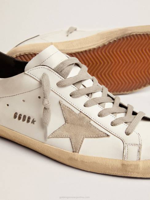 Golden Goose hombres zapatillas super-star con refuerzo negro en el talón y letras con tachuelas de metal 6846581