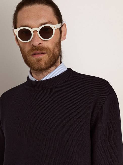 Golden Goose mujer marco solar estilo cameron panthos con marco blanco y detalles dorados 6846350