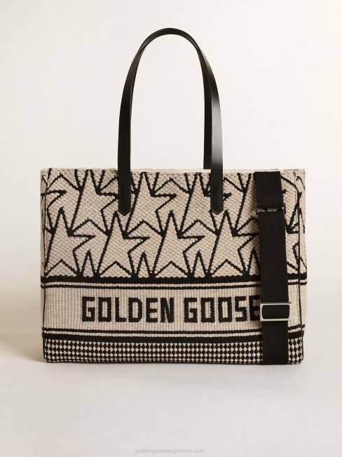 Golden Goose mujer bolso east-west california de lana jacquard blanco leche con monogramas negros en contraste 6846461