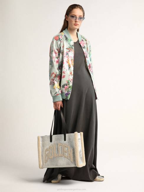 Golden Goose mujer bolso east-west california en piel laminada plateada con inserciones de lana merino 6846489