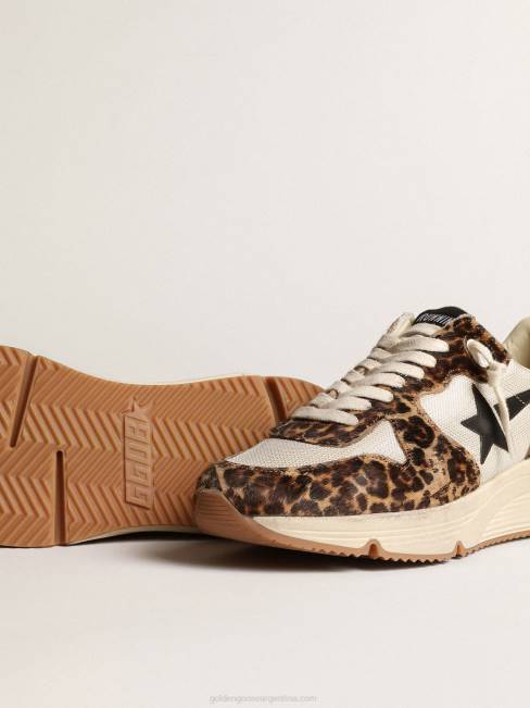 Golden Goose mujer Zapatillas deportivas con suela de running de malla color crema con inserciones de piel de potro con estampado de leopardo y estrella de piel negra 684647