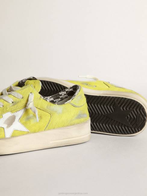 Golden Goose mujer zapatillas stardan de piel de potro amarillo flúor con estrella de piel blanca 684688