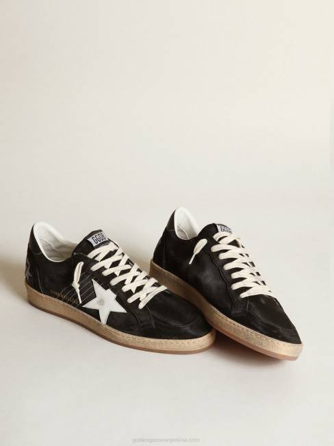 Golden Goose mujer Zapatillas Ball Star de ante negro con estrella de piel blanca y refuerzo del talón de piel negra 684619