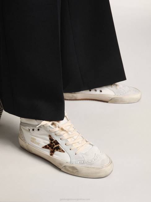 Golden Goose mujer Zapatillas mid star ltd de nailon blanco con estrella de piel de potro con estampado de leopardo y refuerzo del talón de piel rosa metalizada 684617