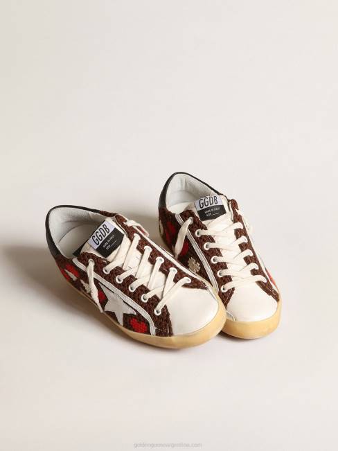 Golden Goose mujer superestrella en croché marrón con corazones bordados y estrella blanca 6846167