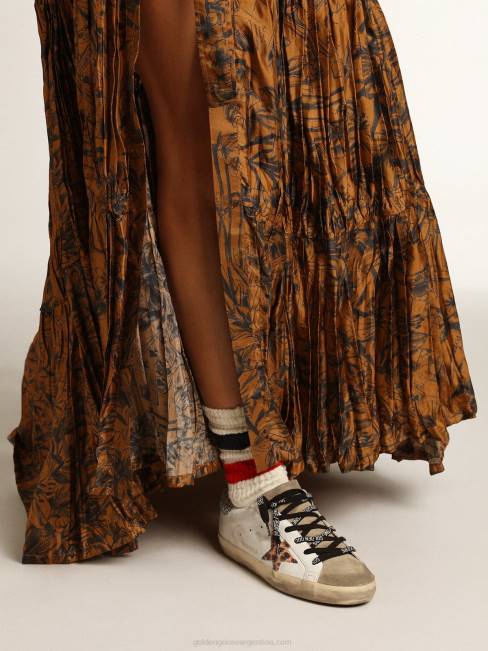 Golden Goose mujer zapatillas super-star con estrella de cristal con estampado de leopardo y refuerzo del talón de cristal plateado 684626